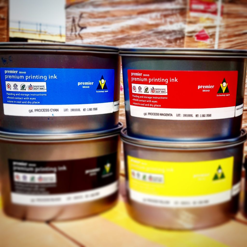 نگارین طیف آوران